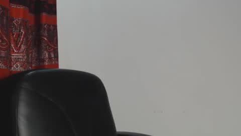 Snapshot of choco_petitqueen chatting on December 9, 5:52 pm choco_petitqueen online show from December 9, 5:52 pm