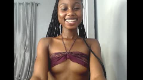 choco_petitqueen online show from March 12, 7:31 pm