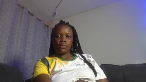 Snapshot of choco_vellvet chatting on May 25, 8:59 pm sly online show from May 25, 8:59 pm