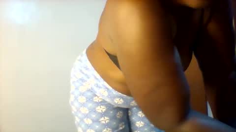 chocobabe002 online show from February 22, 7:45 pm