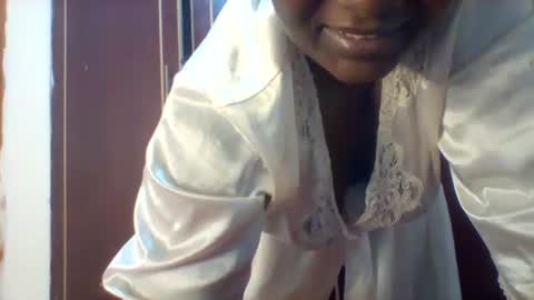 chocobabe002 online show from May 7, 2:28 am