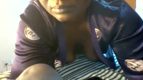 chocobabe002 online show from May 25, 4:51 am
