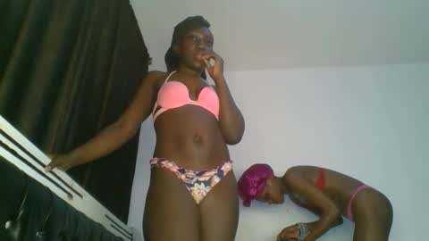 chocobear22 online show from December 13, 9:09 pm