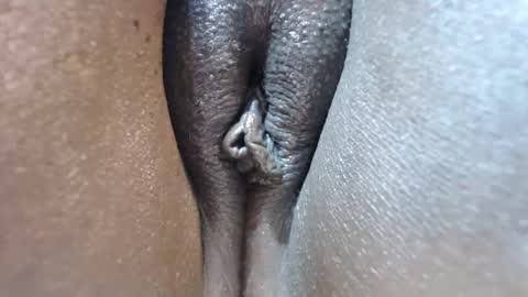 chocolatabig online show from December 2, 3:56 am