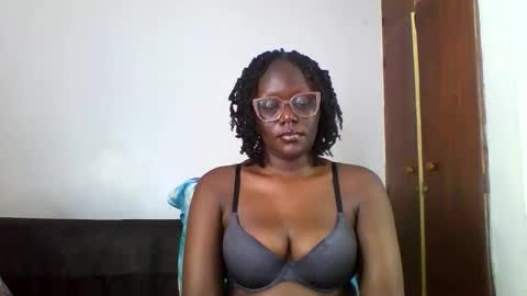 chocolate babes online show from November 11, 12:49 pm