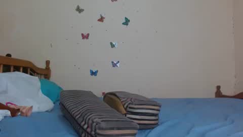 Snapshot of chocolatebony_ chatting on February 1, 4:27 pm chocolatebony_ online show from February 1, 4:27 pm