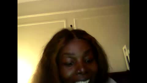 Snapshot of chocolatedrop_ chatting on September 24, 10:02 pm chocolatedrop_ online show from September 24, 10:02 pm