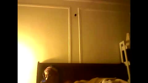 Snapshot of chocolatedrop_ chatting on October 6, 12:19 am chocolatedrop_ online show from October 6, 12:19 am