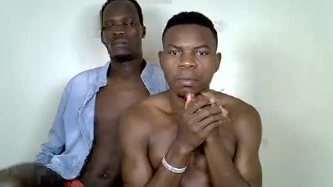 Snapshot of chocolateguys chatting on June 21, 6:27 am RonaldNicholas online show from June 21, 6:27 am