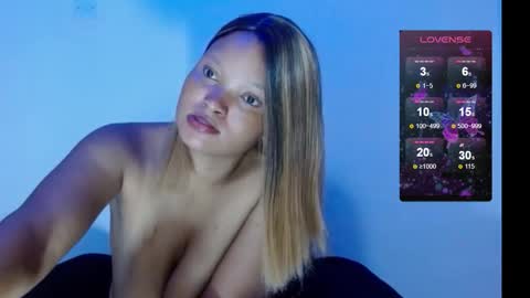 chocolatemilkebony online show from February 10, 6:53 am