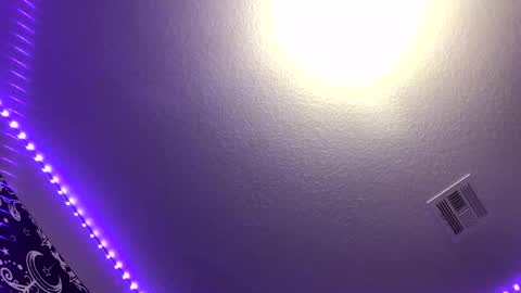 chocolateshaee online show from May 31, 5:37 am