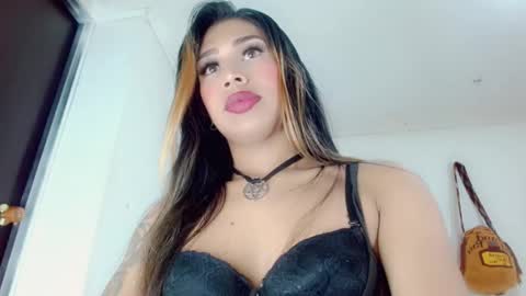 Snapshot of chocolatetriplex chatting on November 21, 4:16 pm chocolatetriplex online show from November 21, 4:16 pm