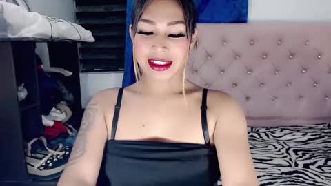 Snapshot of chocolatetriplex chatting on March 2, 3:09 am chocolatetriplex online show from March 2, 3:09 am