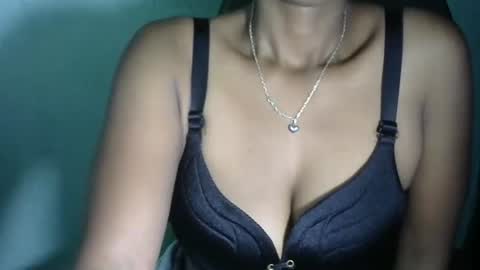 Snapshot of choe03 chatting on October 24, 4:31 am choe03 online show from October 24, 4:31 am