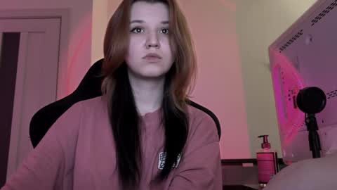 Lissa online show from March 21, 4:54 pm