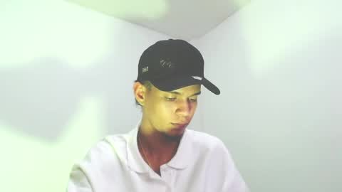 Snapshot of chorro369 chatting on May 27, 6:54 am juan online show from May 27, 6:54 am