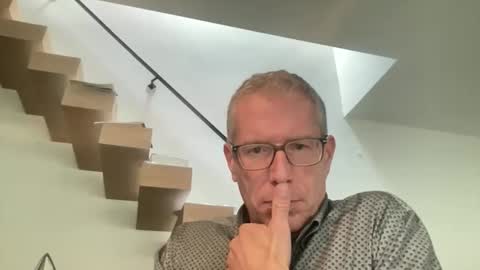 choupipat1 online show from October 10, 12:48 pm