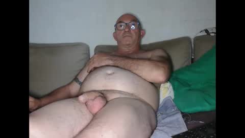 Snapshot of chrichrix38 chatting on May 25, 10:43 am chrichrix38 online show from May 25, 10:43 am