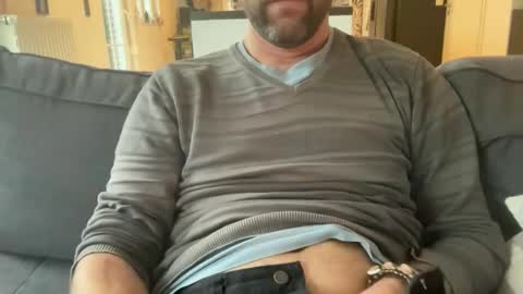 chris13abcd online show from November 25, 12:38 pm