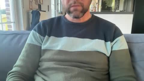 Snapshot of chris13abcd chatting on March 12, 8:09 am chris13abcd online show from March 12, 8:09 am