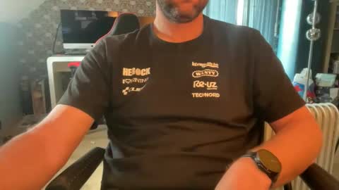 Snapshot of chris13abcd chatting on June 11, 7:50 am chris13abcd online show from June 11, 7:50 am