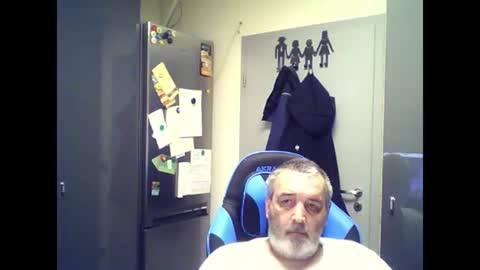 Chris online show from June 27, 8:08 am