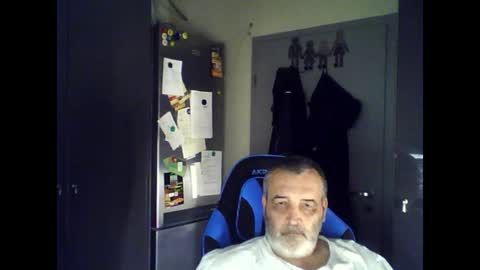 Chris online show from July 18, 9:46 am