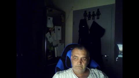 Chris online show from July 19, 3:32 am