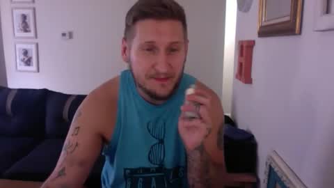 Snapshot of chris2fur87 chatting on October 13, 5:57 pm Christopher the Blue-Eye Guy online show from October 13, 5:57 pm