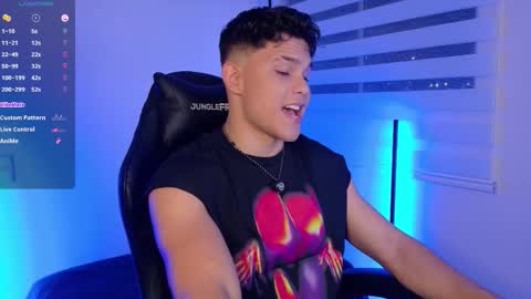 Chris Argent online show from October 8, 3:26 am