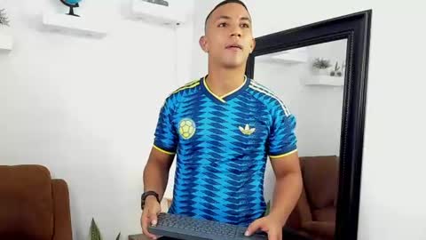 Chris online show from July 11, 4:21 pm