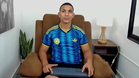 Chris online show from July 16, 1:33 am
