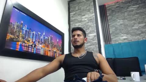 chris_dick2 online show from February 21, 4:13 am