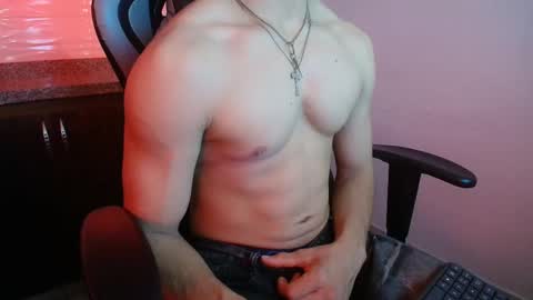 Snapshot of chris_evans27 chatting on November 7, 2:22 am Chris Evans online show from November 7, 2:22 am