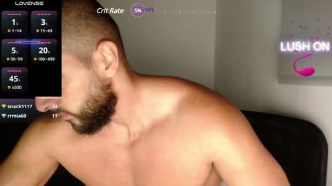 Snapshot of chris_magnum_ chatting on January 17, 2:29 am cris Twitter magnum101010 insta magnumc20 online show from January 17, 2:29 am