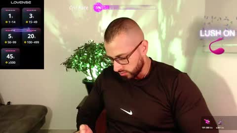 Snapshot of chris_magnum_ chatting on March 12, 2:20 am cris Twitter magnum101010 insta magnumc20 online show from March 12, 2:20 am