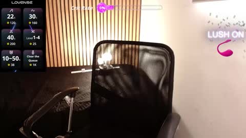 Snapshot of chris_magnum_ chatting on September 14, 3:33 pm cris Twitter magnum101010 insta magnumc20 online show from September 14, 3:33 pm