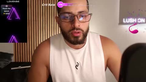 Snapshot of chris_magnum_ chatting on September 24, 5:27 pm cris Twitter magnum101010 insta magnumc20 online show from September 24, 5:27 pm