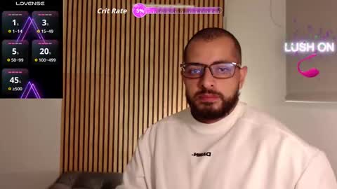 cris         Twitter magnum101010 insta magnumc20 online show from December 16, 10:26 pm