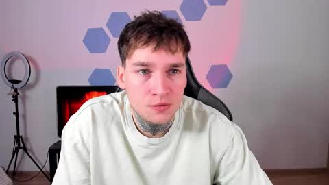 Chris Tyson online show from December 17, 8:53 am