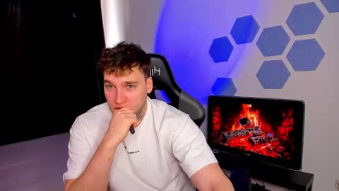 Chris Tyson online show from February 9, 8:18 am