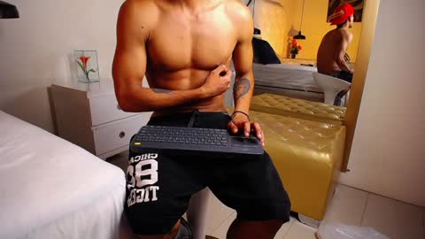 Chris Weell online show from January 3, 11:23 pm