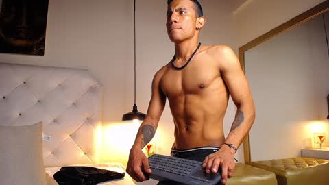 Chris Weell online show from January 15, 3:00 am