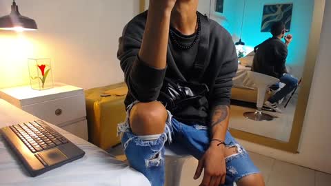 Chris Weell online show from January 19, 2:57 am