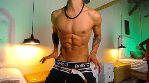 Chris Weell online show from February 14, 12:41 am