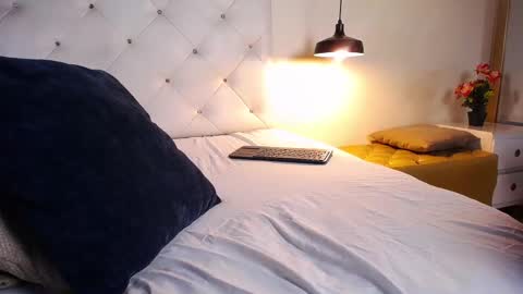 Chris Weell online show from February 16, 7:49 pm