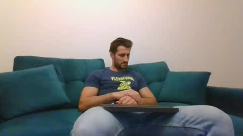 chrisaron online show from February 16, 7:16 pm