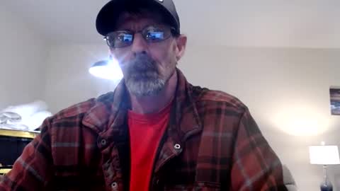 Snapshot of chrisintn chatting on June 3, 2:47 am chrisintn online show from June 3, 2:47 am