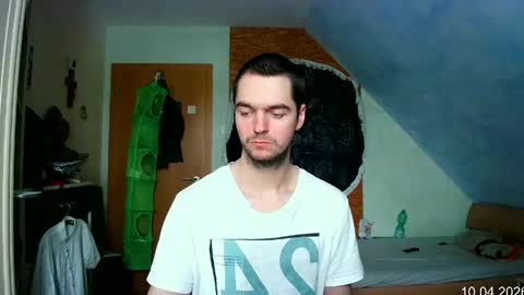 chrisjung301160 online show from April 10, 12:43 pm