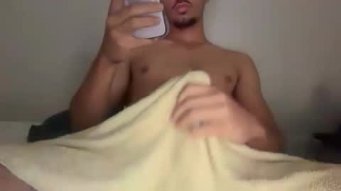 chrislover2125 online show from March 31, 11:21 am